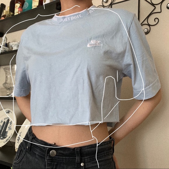 Nike Tops - nike baby blue crop top
